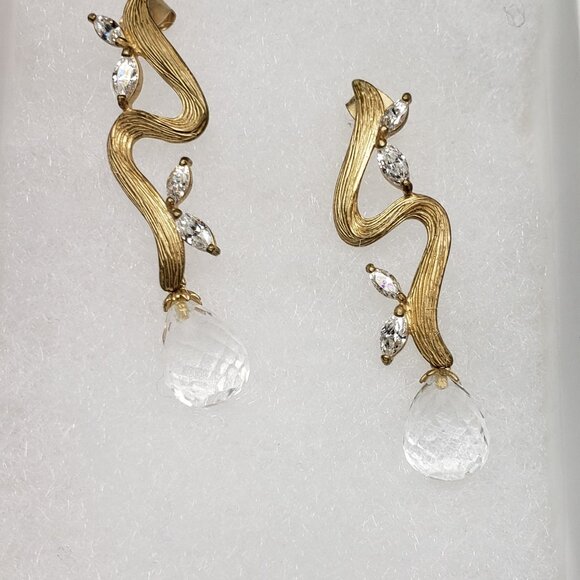 Gold Tone Necklace & Earrings Set with Cubic Zirconia & Clear Faceted Teardrop - Picture 11 of 11